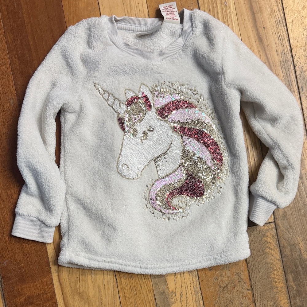 Cynthia Rowley White Plush Christmas Unicorn Sequin Pullover